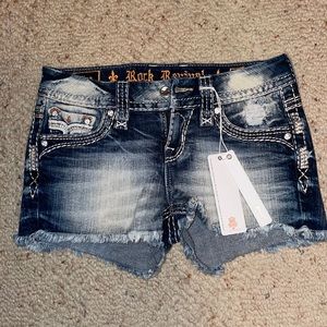 Rock Revival “Vien” Cut-off Short